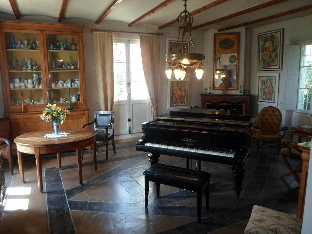 Bed and Breakfast Pavillon De Beauregard Aix-en-Provence Esterno foto